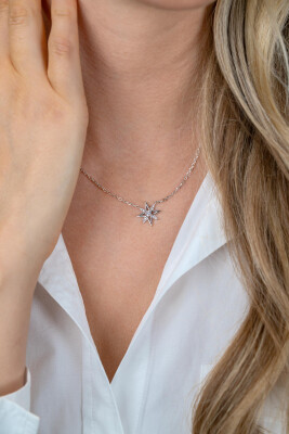 ZINZI zilveren ketting 45cm met chique ster bezet met witte zirkonia’s ZIC2838